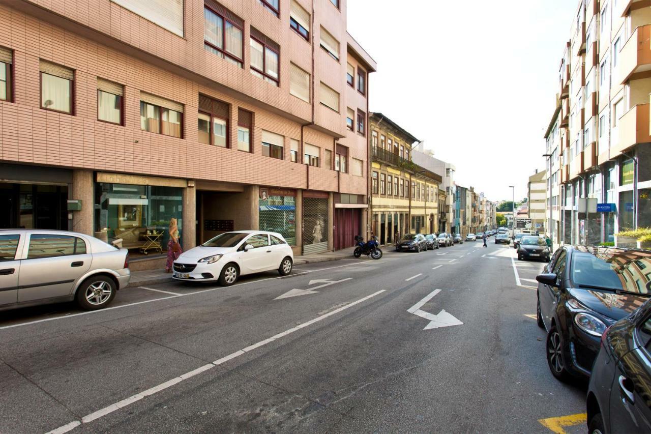 Rustic Bright Flat With Netflix - City Centre Porto Exterior photo